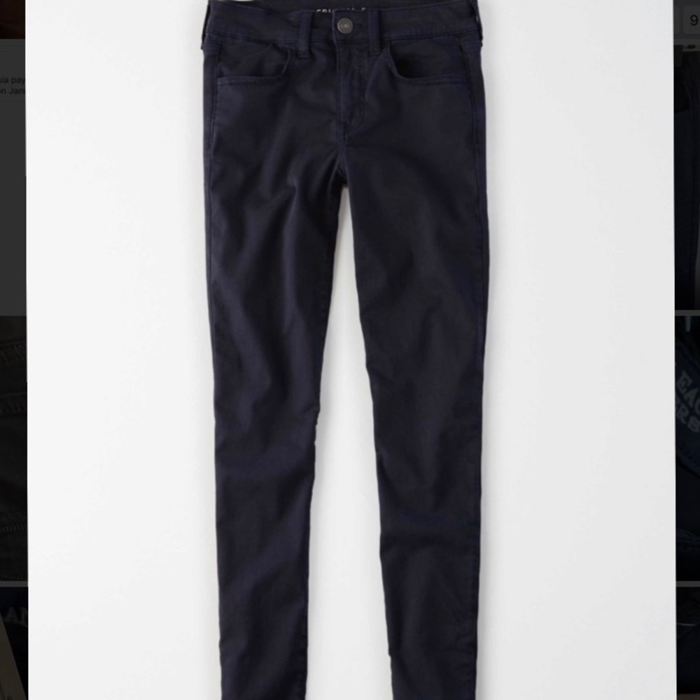 NWT American Eagle Hi-Rise Jeggings, size 10.